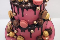 Laura - Macaron Birthday Cake