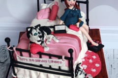 Catherine - 30th birthday cake / Bed Cake