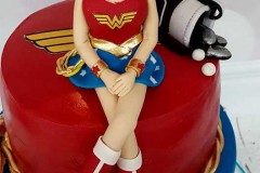 70th Birthday - Wonder Woman Birthday Cake