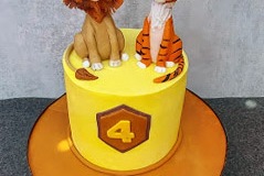 Lars - Lion  & Tiger Birthday Cake
