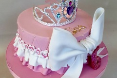 Ece - Pink princess birthday cake.