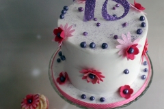 Caroline - 18th birthday cupcakes
