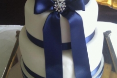 Meadbh - Navy and White Wedding Cake