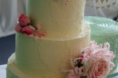 Lorraine & Brian - White Chocolate Ganache Wedding Cake